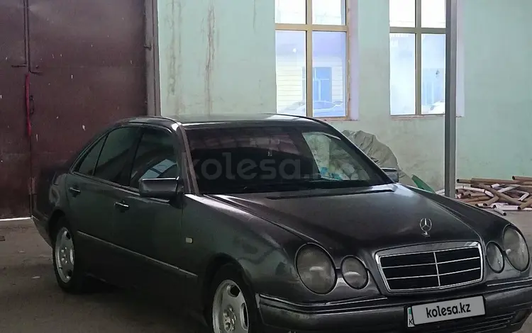 Mercedes-Benz E 320 1996 года за 2 500 000 тг. в Шымкент