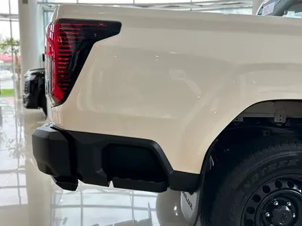 Toyota Hilux Comfort 2025 года за 27 890 000 тг. в Алматы – фото 9