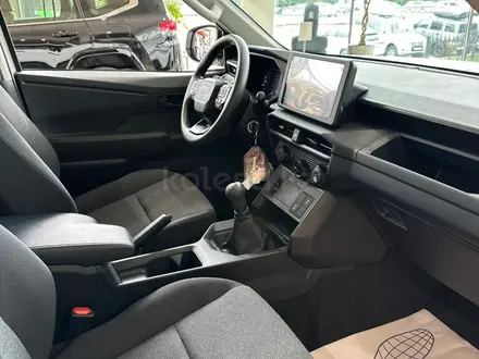 Toyota Hilux Comfort 2025 года за 27 890 000 тг. в Алматы – фото 5