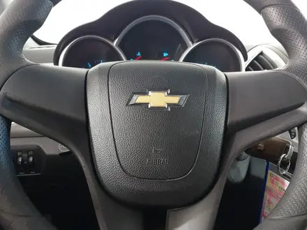 Chevrolet Cruze 2014 года за 2 390 000 тг. в Алматы – фото 24