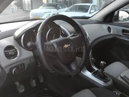Chevrolet Cruze 2014 года за 2 390 000 тг. в Алматы – фото 12