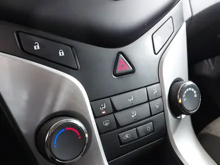 Chevrolet Cruze 2014 года за 2 390 000 тг. в Алматы – фото 37
