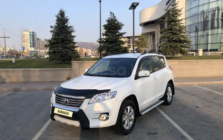 Toyota RAV4 2012 года за 8 700 000 тг. в Алматы