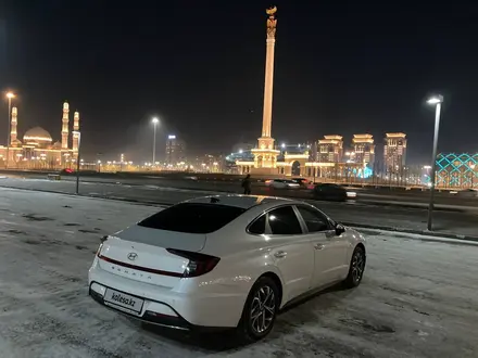 Hyundai Sonata 2020 года за 11 700 000 тг. в Астана – фото 4