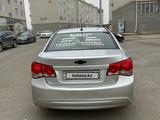 Chevrolet Cruze 2014 года за 4 700 000 тг. в Атырау – фото 4