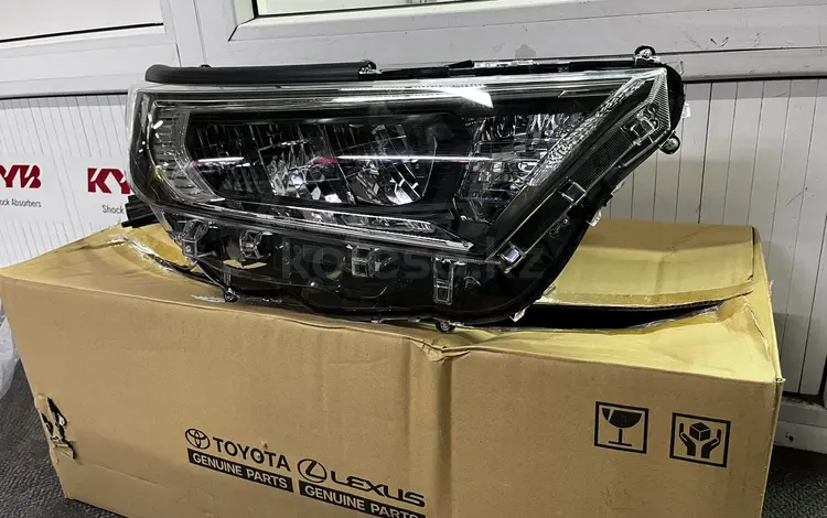 Фары передние на Toyota Rav4 2020 Euro за 270 000 тг. в Астана