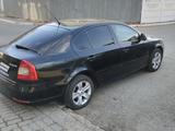 Skoda Octavia 2010 года за 3 300 000 тг. в Атырау – фото 2