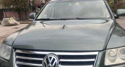 Volkswagen Touareg 2005 года за 4 500 000 тг. в Алматы – фото 3