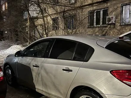 Chevrolet Cruze 2013 года за 3 200 000 тг. в Уральск – фото 5