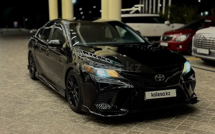 Toyota Camry 2021 года за 13 000 000 тг. в Шымкент