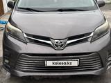 Toyota Sienna 2015 годаүшін11 000 000 тг. в Алматы