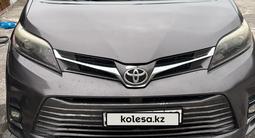 Toyota Sienna 2015 годаүшін11 000 000 тг. в Алматы