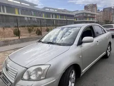 Toyota Avensis, 2005
