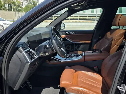 BMW X7 2023 года за 52 000 000 тг. в Шымкент – фото 12