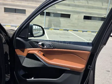 BMW X7 2023 года за 52 000 000 тг. в Шымкент – фото 23