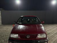 Volkswagen Vento 1996 года за 1 800 000 тг. в Алматы