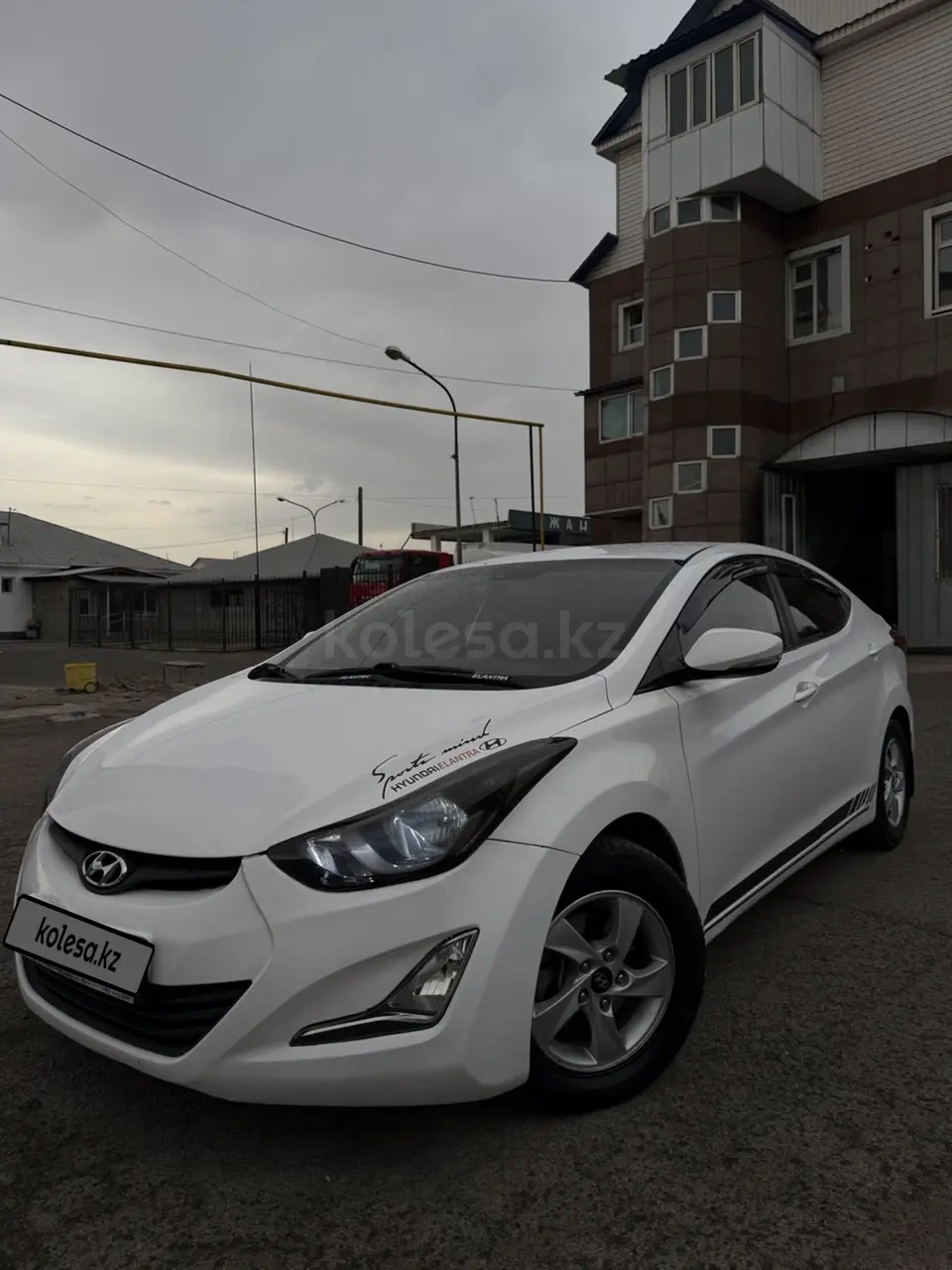 Hyundai Elantra, 2013