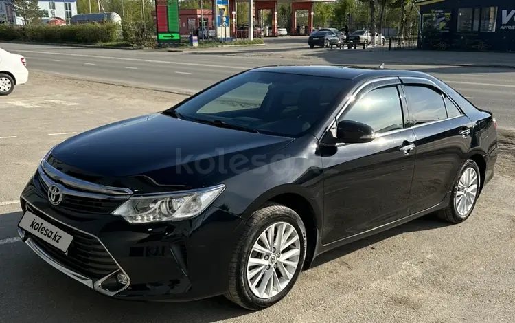 Toyota Camry 2015 годаүшін10 900 000 тг. в Актобе