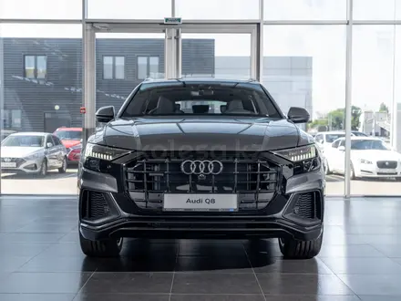 Audi Q8 2023 года за 56 390 000 тг. в Алматы – фото 2