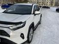 Toyota RAV4 2022 годаfor18 800 000 тг. в Астана – фото 2