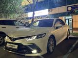 Toyota Camry 2023 года за 16 500 000 тг. в Астана – фото 2