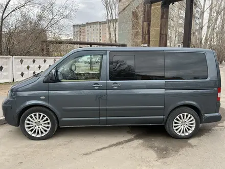 Volkswagen Multivan 2004 года за 6 500 000 тг. в Астана – фото 3