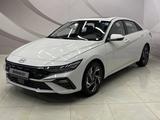 Hyundai Elantra 2024 годаfor11 100 000 тг. в Жанаозен