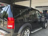 Land Rover Discovery 2005 года за 5 700 000 тг. в Шымкент – фото 2
