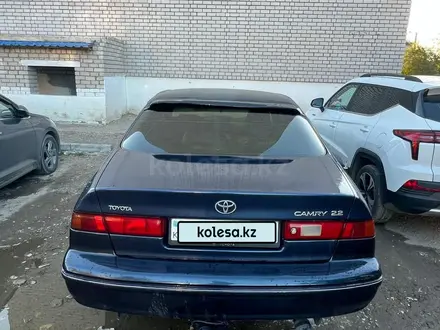 Toyota Camry 1997 года за 3 200 000 тг. в Семей – фото 5