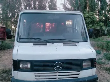 Mercedes-Benz MB 100 1995 года за 700 000 тг. в Тараз