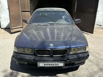 BMW 730 1995 года за 3 000 000 тг. в Алматы