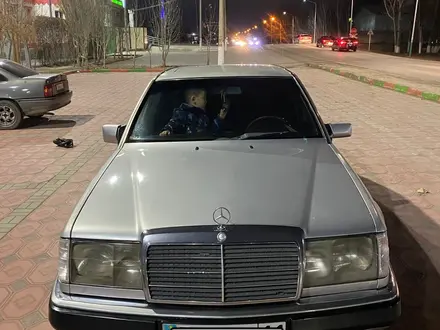 Mercedes-Benz E 200 1993 года за 2 000 000 тг. в Кызылорда – фото 5