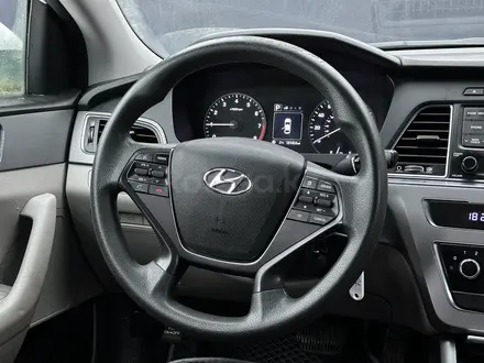 Hyundai Sonata 2016 года за 7 890 000 тг. в Актобе – фото 19