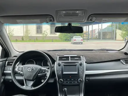 Toyota Camry 2015 года за 8 700 000 тг. в Алматы – фото 13