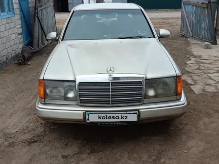 Mercedes-Benz E 220 1994 года за 1 500 000 тг. в Коктобе – фото 4