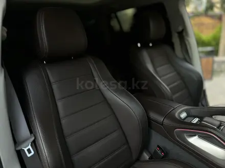 Mercedes-Benz GLS 450 2020 года за 55 000 000 тг. в Алматы – фото 26