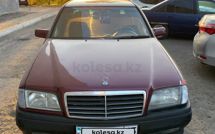 Mercedes-Benz C 200 1996 года за 1 850 000 тг. в Петропавловск