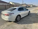 Toyota Camry 2019 годаfor15 000 000 тг. в Актау – фото 4