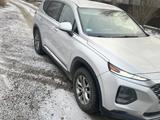 Hyundai Santa Fe 2019 годаүшін9 700 000 тг. в Актобе – фото 3