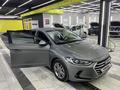 Hyundai Elantra 2018 годаfor7 800 000 тг. в Астана – фото 2