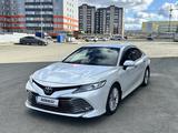 Toyota Camry 2018 года за 14 300 000 тг. в Усть-Каменогорск