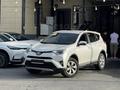 Toyota RAV4 2015 годаүшін8 900 000 тг. в Шымкент