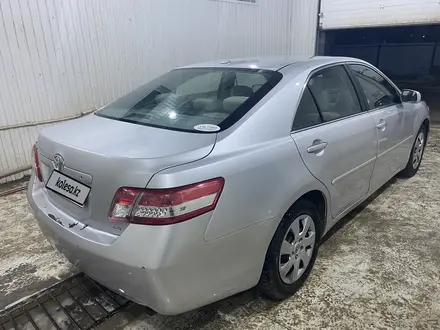 Toyota Camry 2009 года за 4 500 000 тг. в Атырау – фото 2