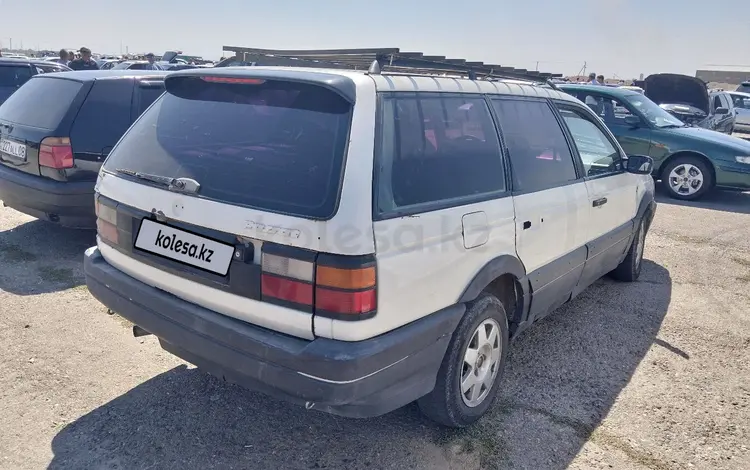 Volkswagen Passat 1993 годаүшін1 000 000 тг. в Тараз