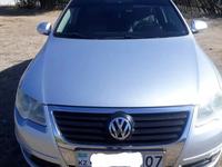 Volkswagen Passat 2010 года за 5 111 000 тг. в Уральск