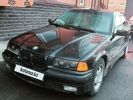 BMW 318 1997 года за 1 200 000 тг. в Павлодар