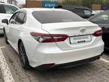 Toyota Camry Luxe 2023 годаүшін17 500 000 тг. в Алматы – фото 2