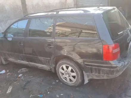 Volkswagen Passat 2000 года за 1 200 000 тг. в Алматы – фото 2