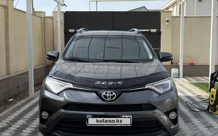 Toyota RAV4 2018 годаүшін10 800 000 тг. в Алматы