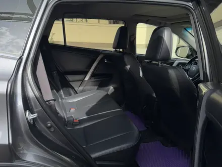 Toyota RAV4 2018 года за 10 800 000 тг. в Алматы – фото 9